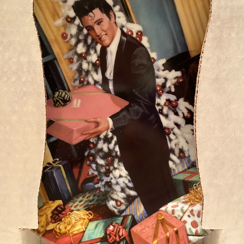 Elvis Collector Plate "Christmas at Graceland" Limited Edition
